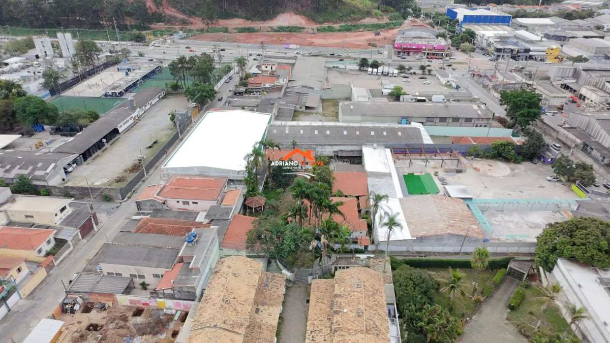 Terreno em zoneamento misto - ADRIANO CONSULTOR DE IMÓVEIS