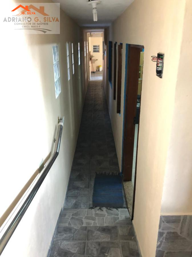 Casa para Venda em Embu das Artes / SP no bairro ENGENHO VELHO - ADRIANO CONSULTOR DE IMÓVEIS