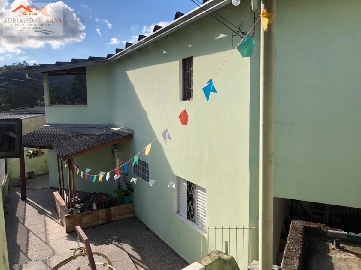 Casa para Venda em Embu das Artes / SP no bairro JARDIM NOVO EMBU - ADRIANO CONSULTOR DE IMÓVEIS