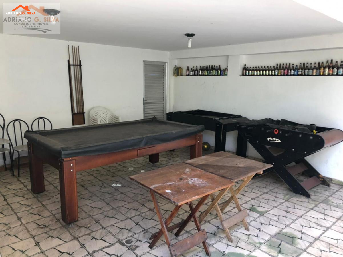 Casa para Venda em Embu das Artes / SP no bairro JARDIM NOVO EMBU - ADRIANO CONSULTOR DE IMÓVEIS