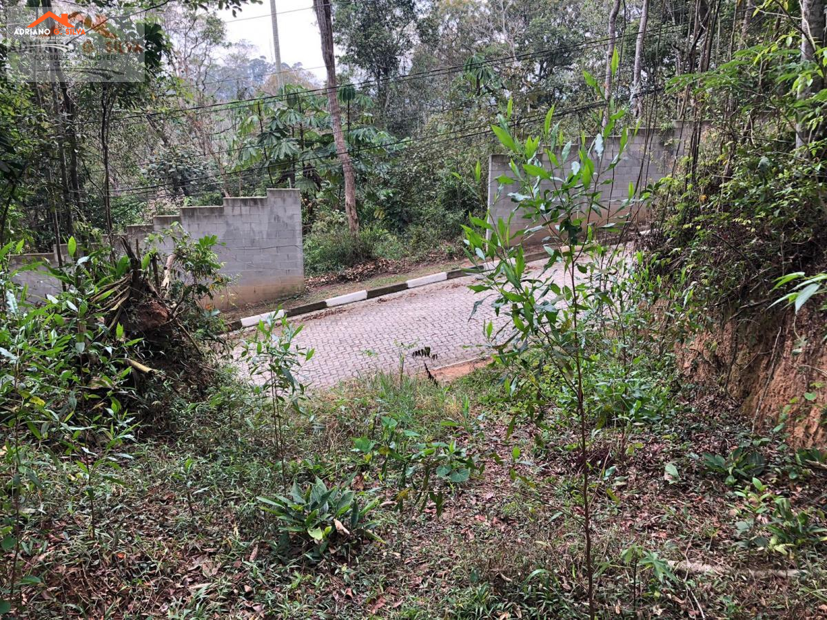 Terreno em Condomínio para Venda em Embu das Artes / SP no bairro EMBU COLONIAL - ADRIANO CONSULTOR DE IMÓVEIS