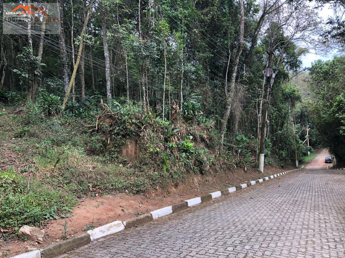 Terreno em Condomínio para Venda em Embu das Artes / SP no bairro EMBU COLONIAL - ADRIANO CONSULTOR DE IMÓVEIS