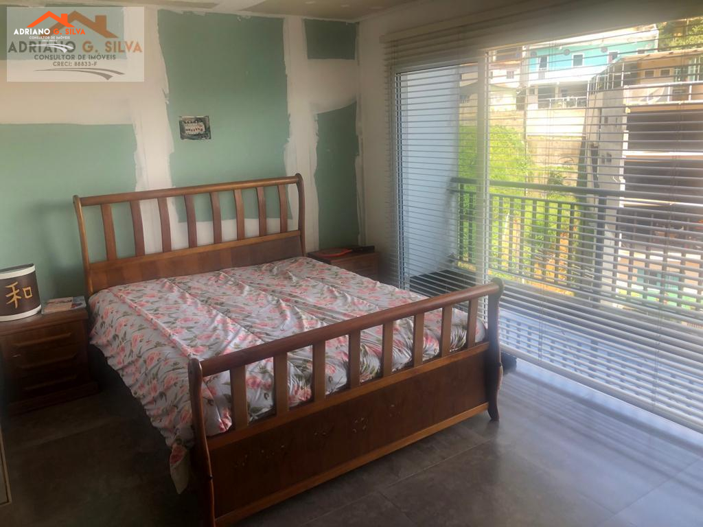 Casa para Venda em Embu das Artes / SP no bairro JARDIM SILVIA - ADRIANO CONSULTOR DE IMÓVEIS