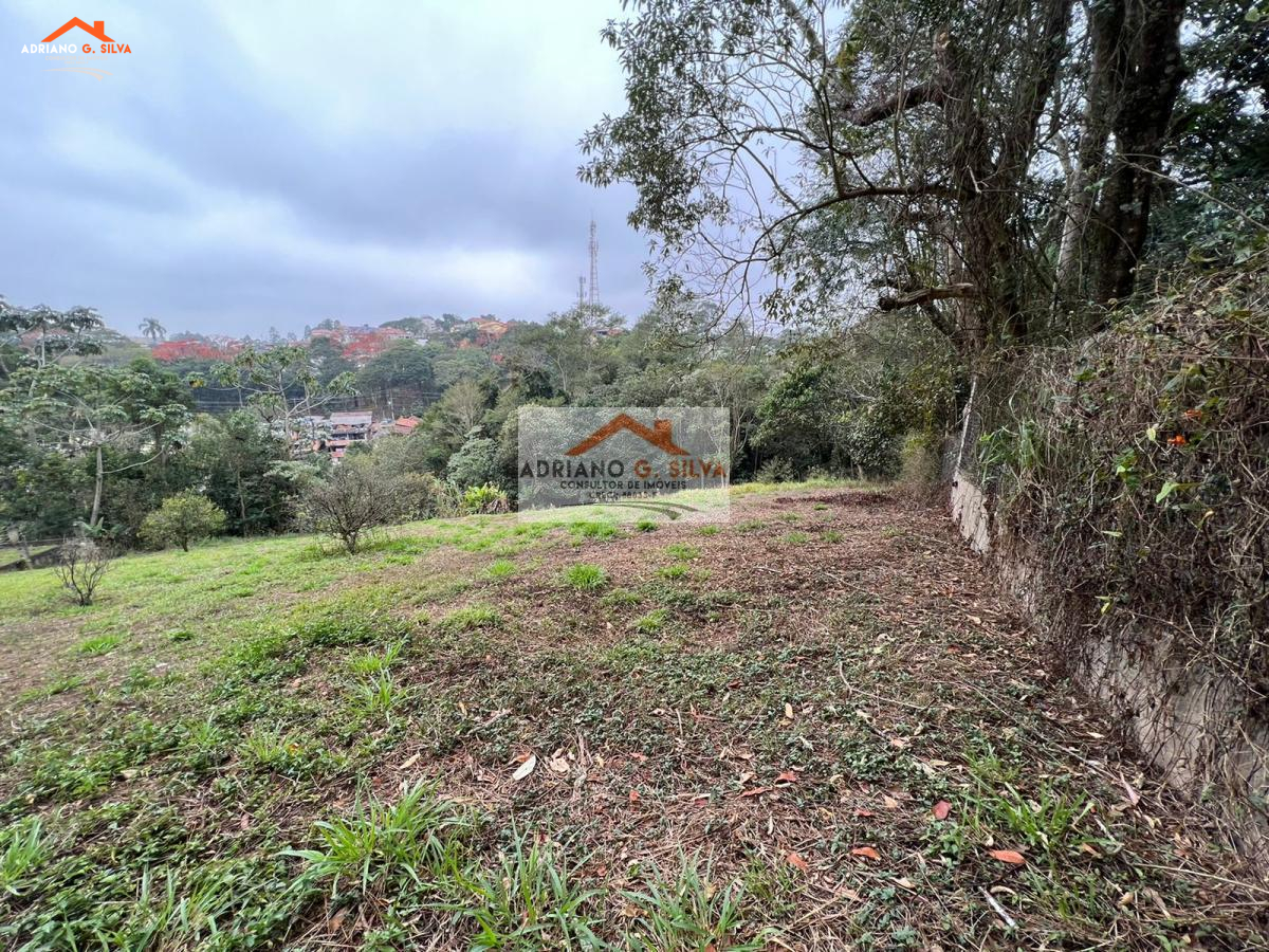 Terreno para Venda em Embu das Artes / SP no bairro CHÁCARAS LYDIA - ADRIANO CONSULTOR DE IMÓVEIS