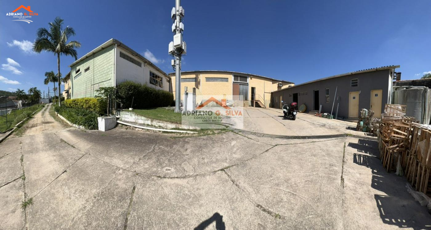 Galpão para Venda em Embu das Artes / SP no bairro ITATUBA