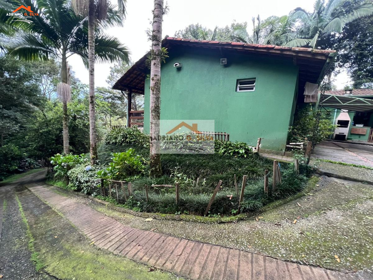 Chácara para Venda em Embu das Artes / SP no bairro CHÁCARAS AURORA - ADRIANO CONSULTOR DE IMÓVEIS