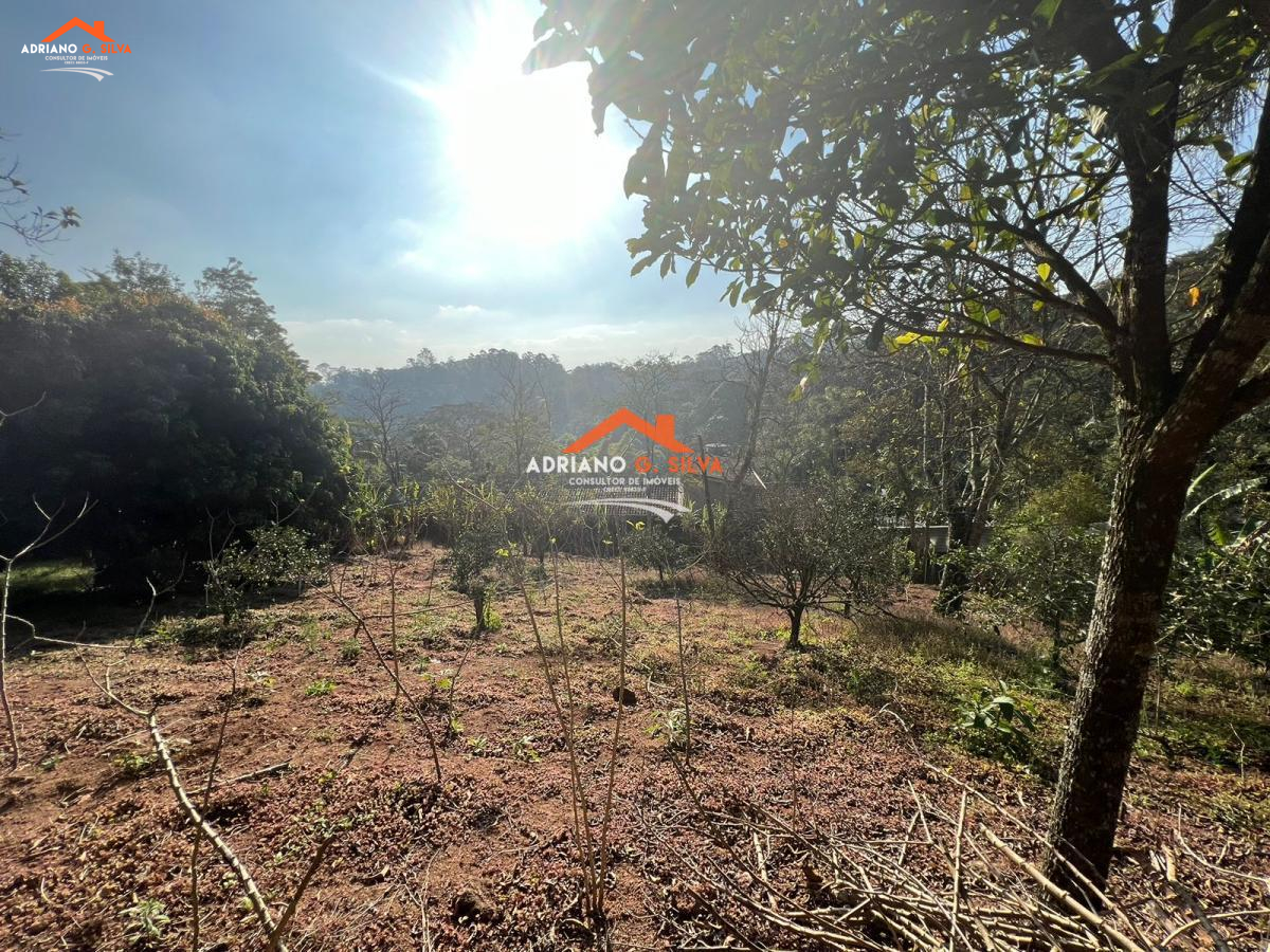 Terreno para Venda em Embu das Artes / SP no bairro VALE DO SOL - ADRIANO CONSULTOR DE IMÓVEIS