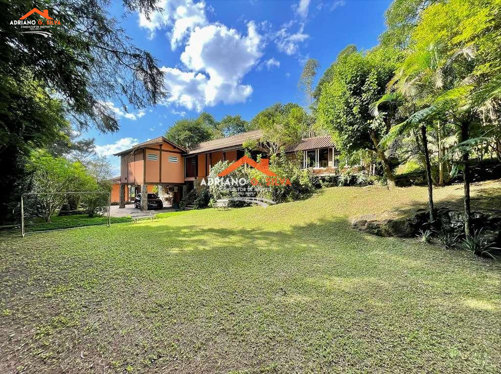 Casa em Condomínio para Venda em Embu das Artes / SP no bairro MOINHO VELHO - ADRIANO CONSULTOR DE IMÓVEIS