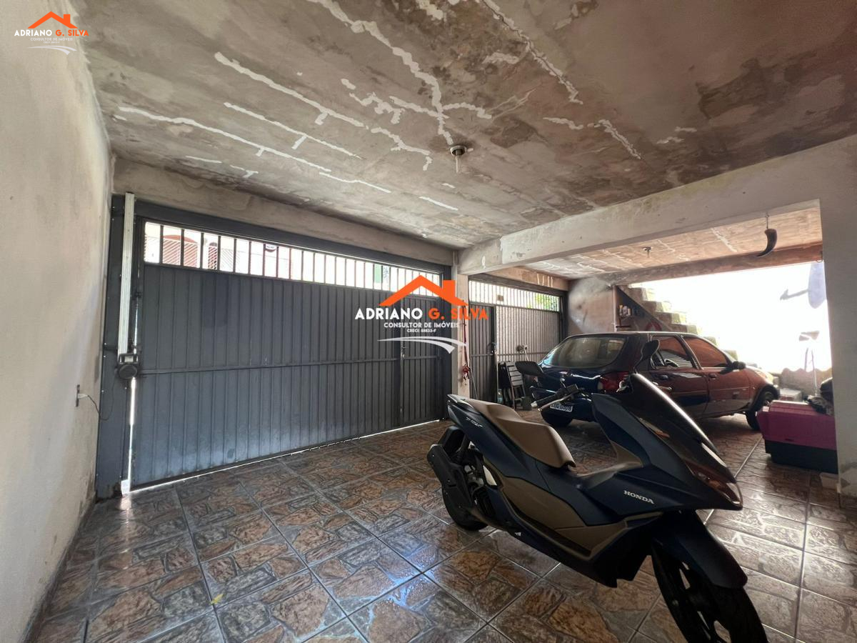 Casa para Venda em Embu das Artes / SP no bairro JARDIM SILVIA - ADRIANO CONSULTOR DE IMÓVEIS
