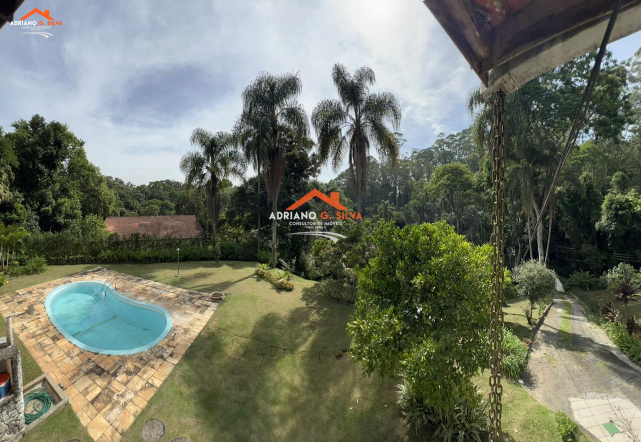 Casa em Condomínio para Venda em Embu das Artes / SP no bairro ITATUBA - ADRIANO CONSULTOR DE IMÓVEIS