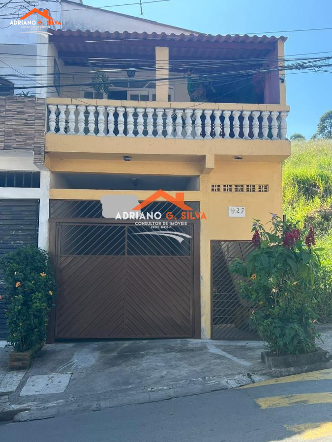 Casa para Venda em Embu das Artes / SP no bairro ENGENHO VELHO - ADRIANO CONSULTOR DE IMÓVEIS
