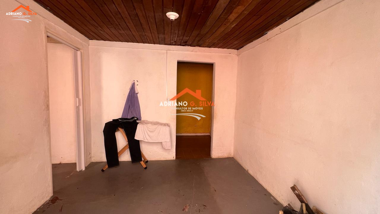 Casa para Venda em Embu das Artes / SP no bairro JARDIM PINHEIRINHO - ADRIANO CONSULTOR DE IMÓVEIS