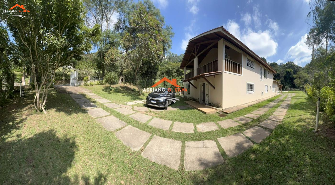 Casa em Condomínio para Venda em Embu das Artes / SP no bairro JARDIM ITATIAIA - ADRIANO CONSULTOR DE IMÓVEIS
