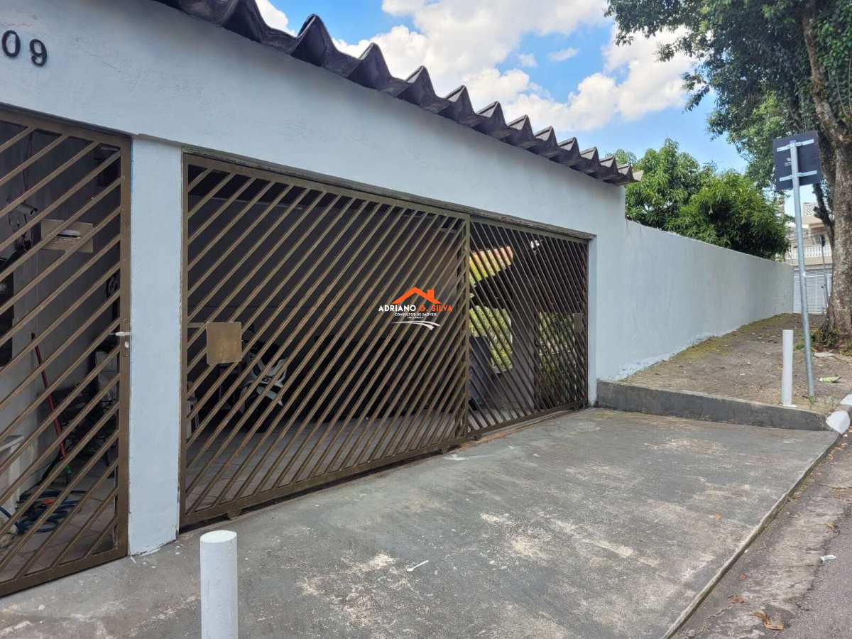 Casa à venda em Embu das Artes, Jardim Santo Eduardo, com 3 quartos, 282,40m² - ADRIANO CONSULTOR DE IMÓVEIS