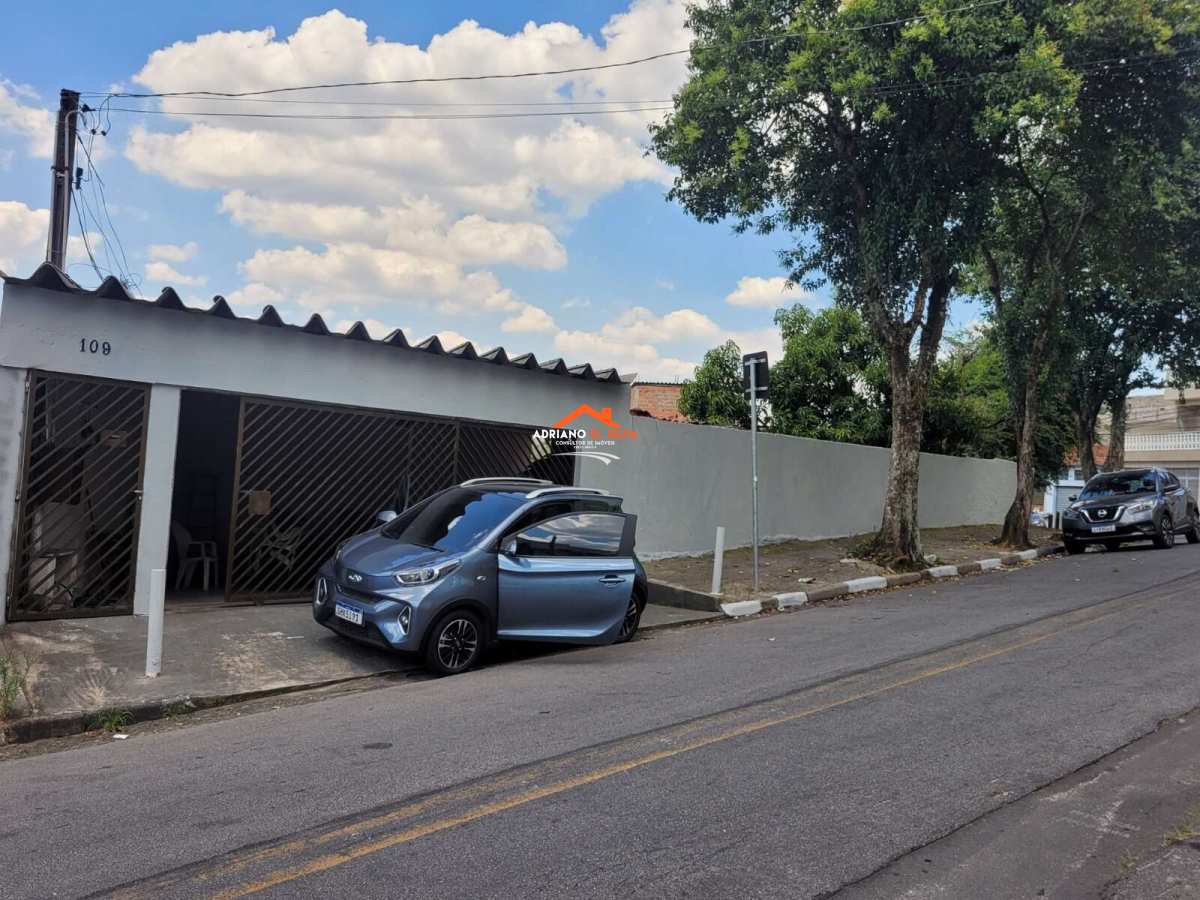 Casa à venda em Embu das Artes, Jardim Santo Eduardo, com 3 quartos, 282,40m²