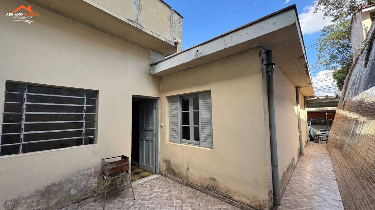 Casa à venda em Embu das Artes, Centro, 240,00m² - ADRIANO CONSULTOR DE IMÓVEIS