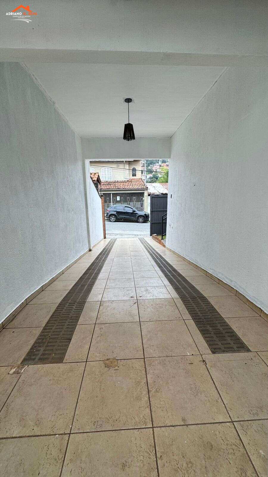 Casa à venda em Embu das Artes, Embuema, com 2 quartos, 350,00m² - ADRIANO CONSULTOR DE IMÓVEIS