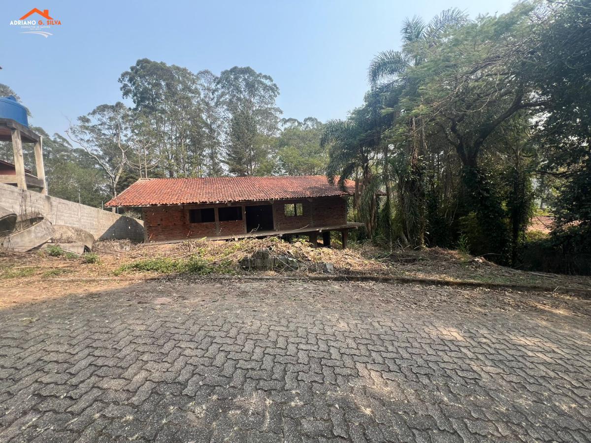 Casa, 1.000,00m², à venda em Embu das Artes, Jardim dos Ipês - ADRIANO CONSULTOR DE IMÓVEIS