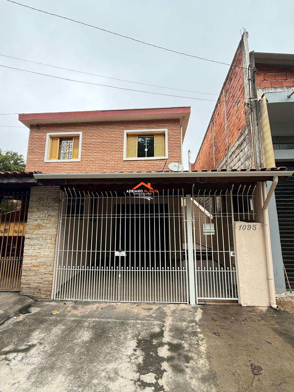 Casa à venda em Embu das Artes, Jardim Novo Embu, com 2 quartos, 164,00m² - ADRIANO CONSULTOR DE IMÓVEIS