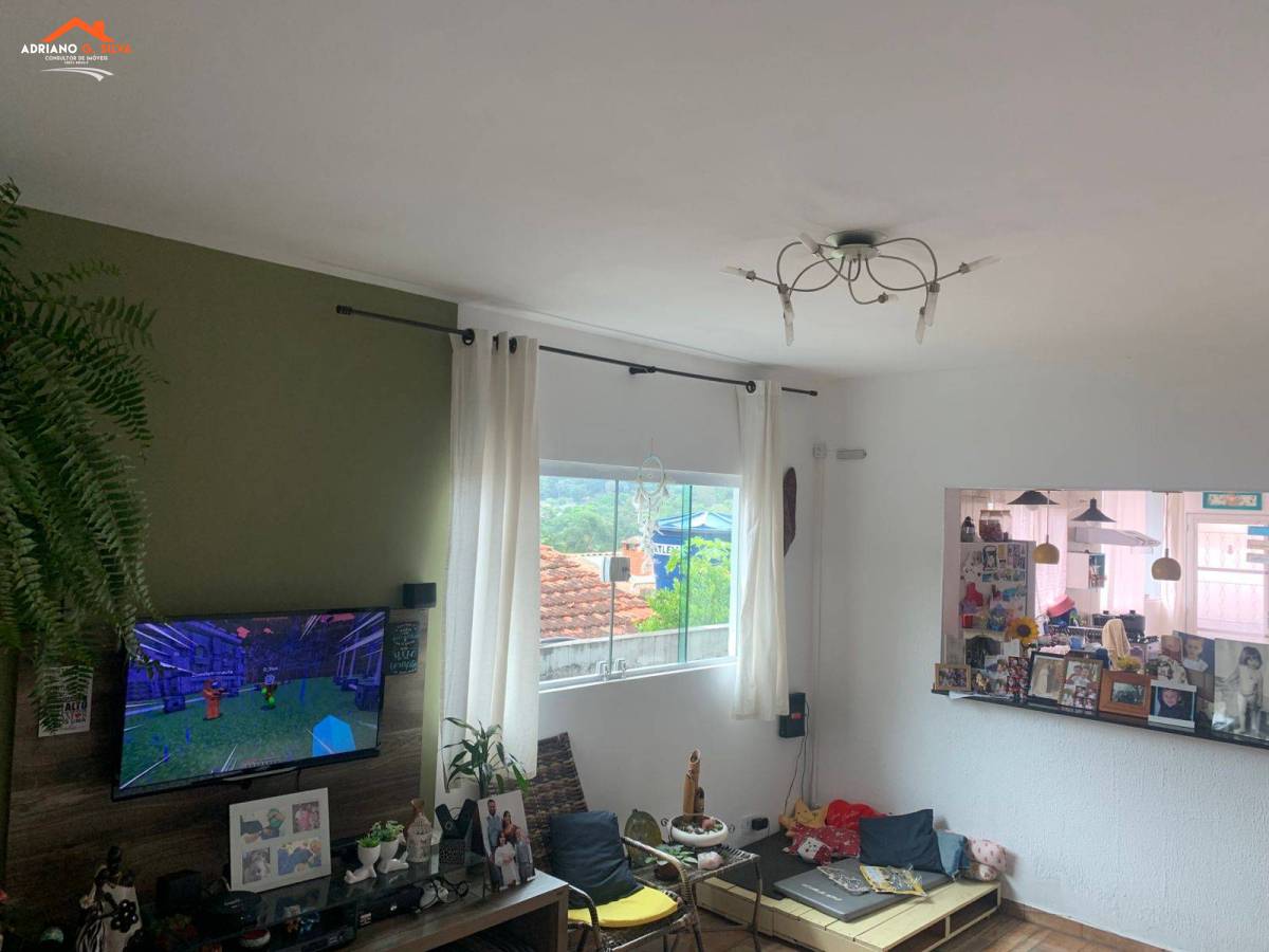 Casa à venda em Embu das Artes, Jardim Novo Embu, 220,00m² - ADRIANO CONSULTOR DE IMÓVEIS