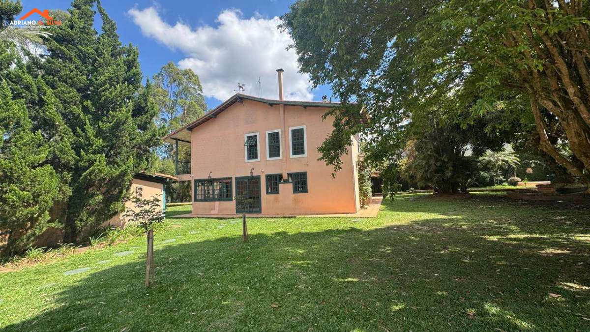 Casa à venda em Embu das Artes, Maria Auxiliadora, com 3 quartos, 458,09m² - ADRIANO CONSULTOR DE IMÓVEIS