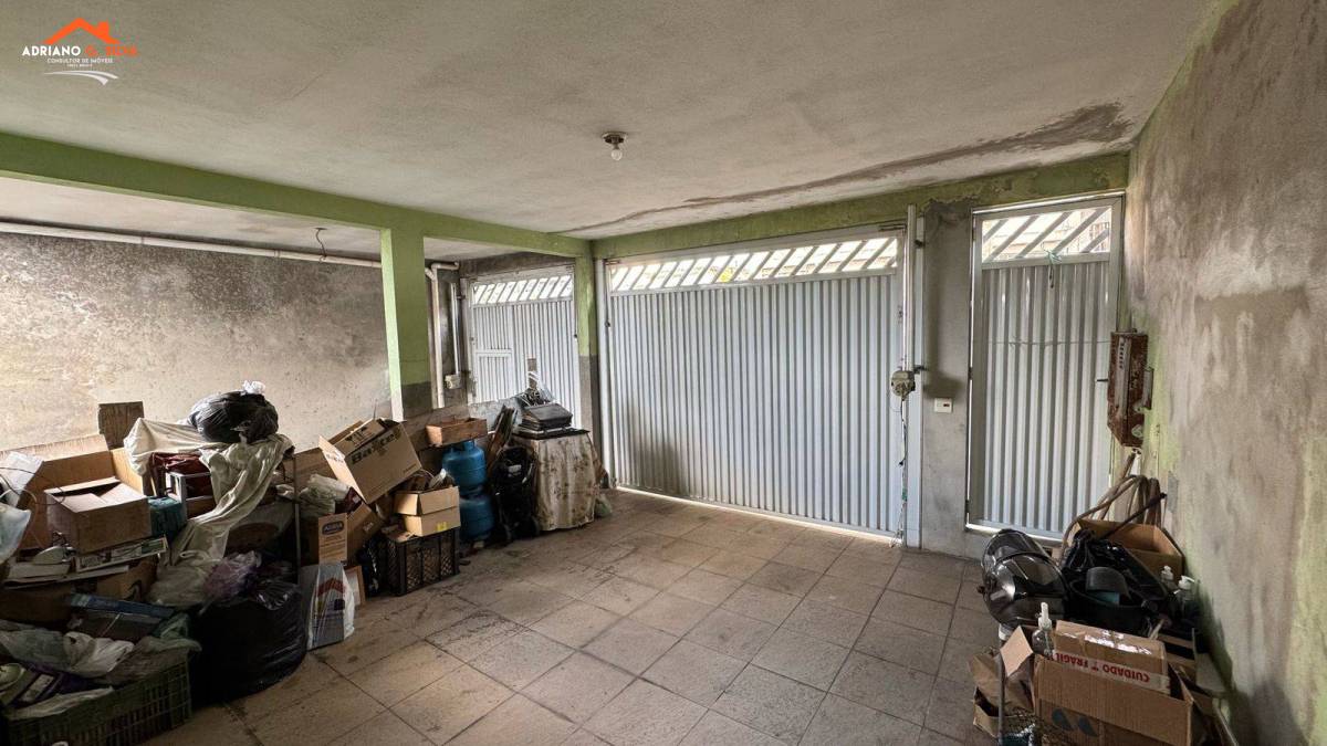 Casa à venda em Embu das Artes, Parque Pirajussara, com 4 quartos, 270,85m² - ADRIANO CONSULTOR DE IMÓVEIS