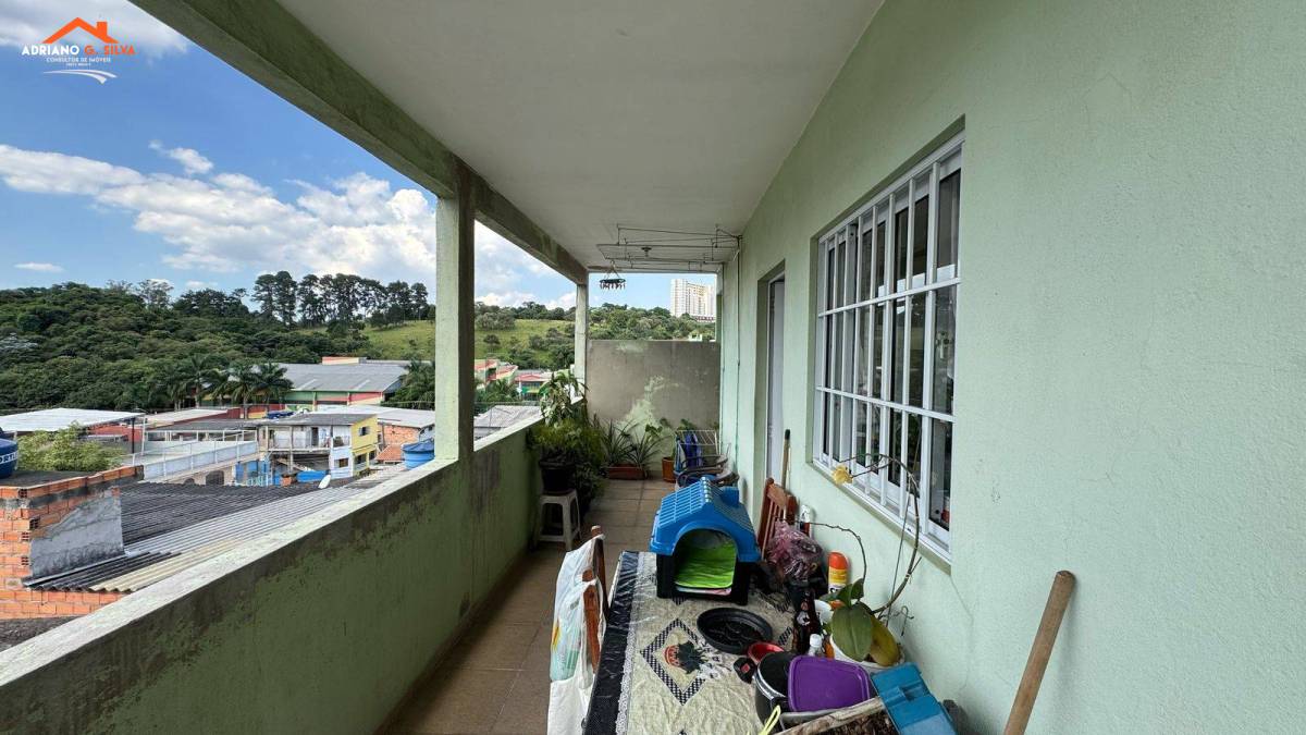 Casa à venda em Embu das Artes, Parque Pirajussara, com 4 quartos, 270,85m² - ADRIANO CONSULTOR DE IMÓVEIS