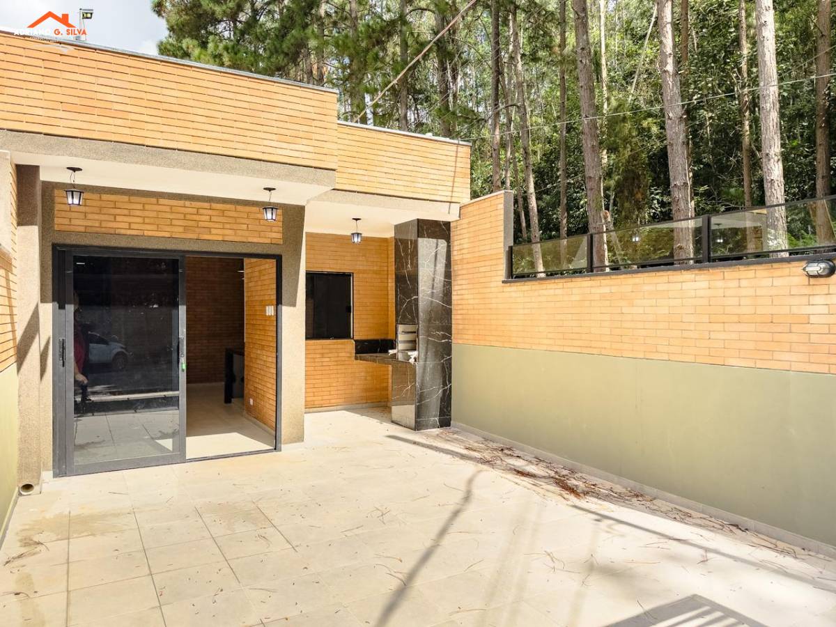 Casa à venda em Embu das Artes, Parque São Leonardo, com 3 quartos, 125,00m² - ADRIANO CONSULTOR DE IMÓVEIS