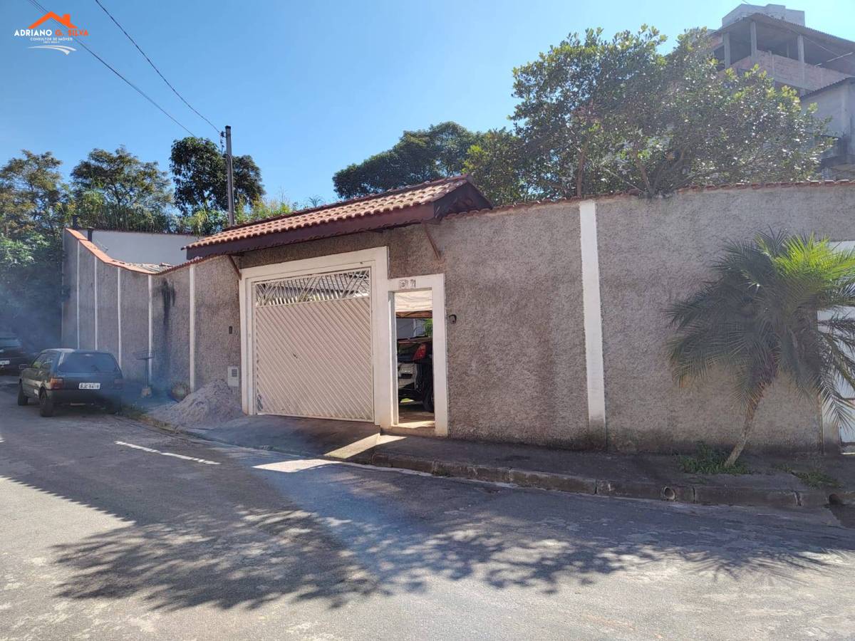 Casa à venda em Embu das Artes, Jardim de Lourdes, com 2 quartos, 415,27m² - ADRIANO CONSULTOR DE IMÓVEIS