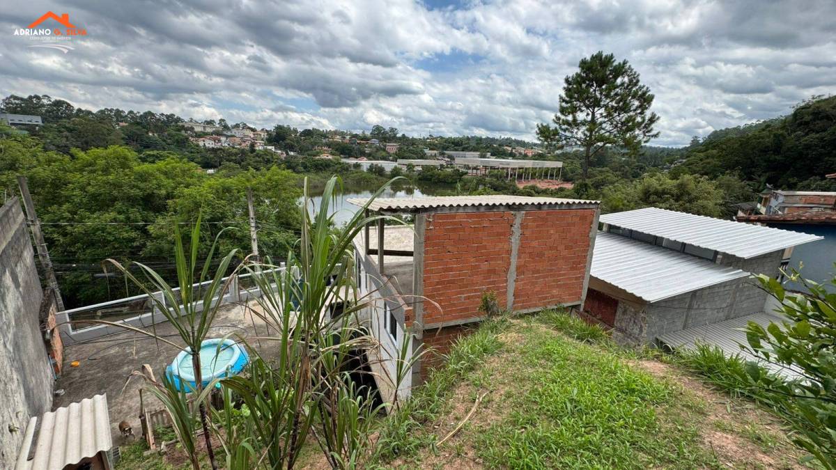 Casa com 2 quartos, 150,00m², à venda em Embu das Artes, Jardim Novo Embu - ADRIANO CONSULTOR DE IMÓVEIS