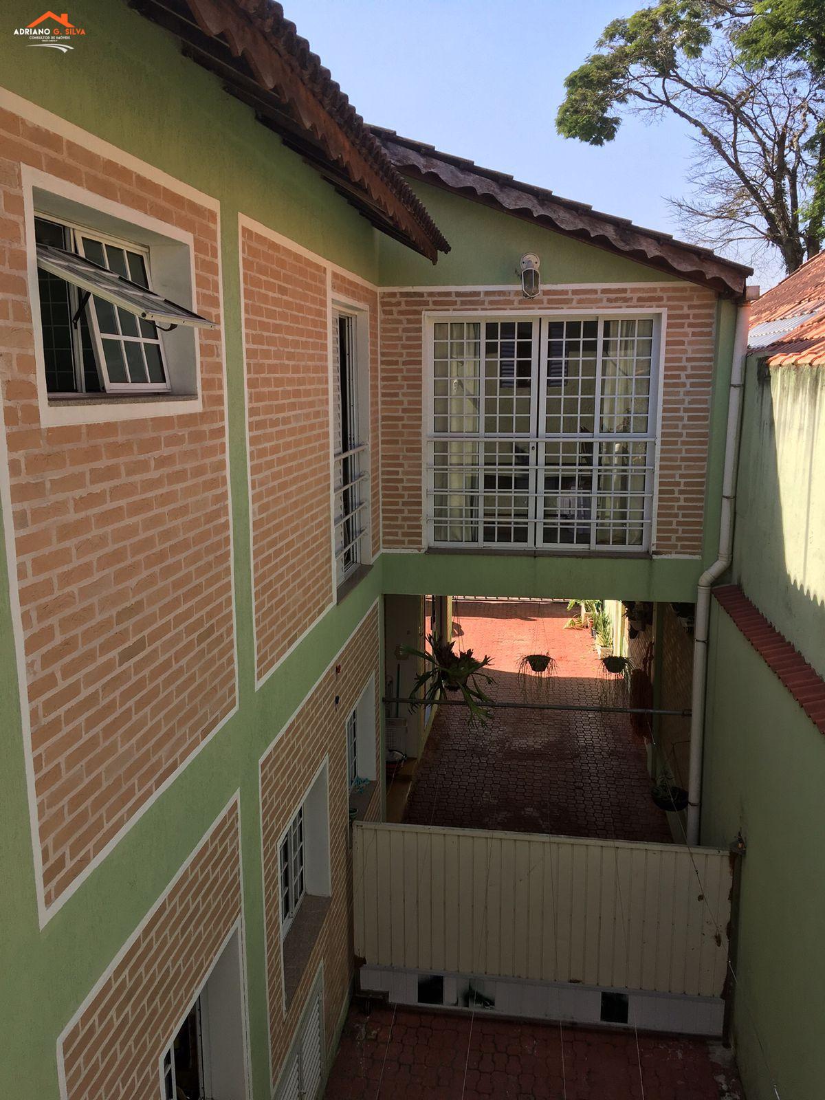 Casa com 3 quartos, 300,00m², à venda em Embu das Artes, Maria Auxiliadora - ADRIANO CONSULTOR DE IMÓVEIS