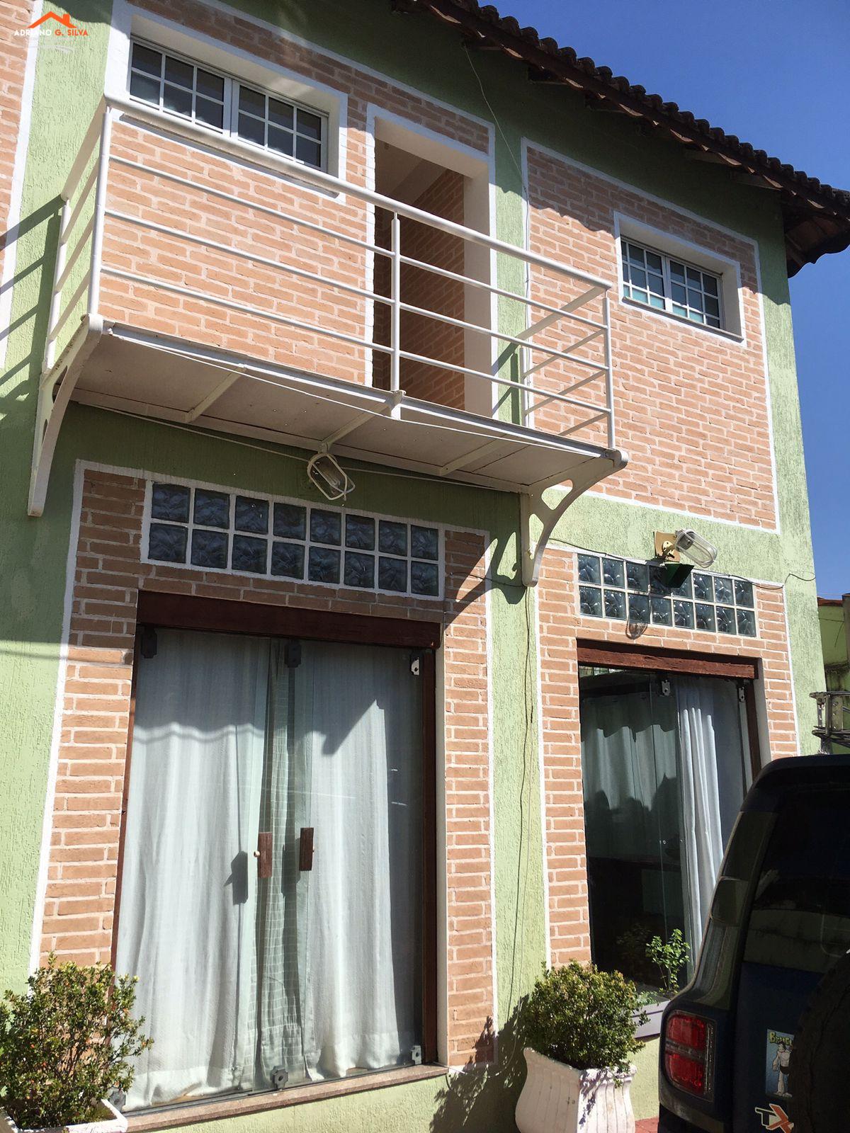 Casa com 3 quartos, 300,00m², à venda em Embu das Artes, Maria Auxiliadora - ADRIANO CONSULTOR DE IMÓVEIS