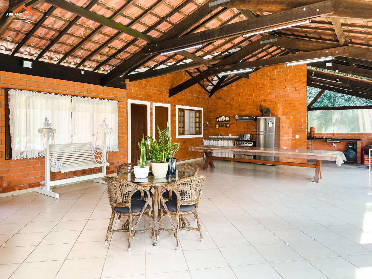 Casa de condomínio à venda em Embu das Artes, Jardim dos Ipês, com 3 quartos, 500,00m² - ADRIANO CONSULTOR DE IMÓVEIS