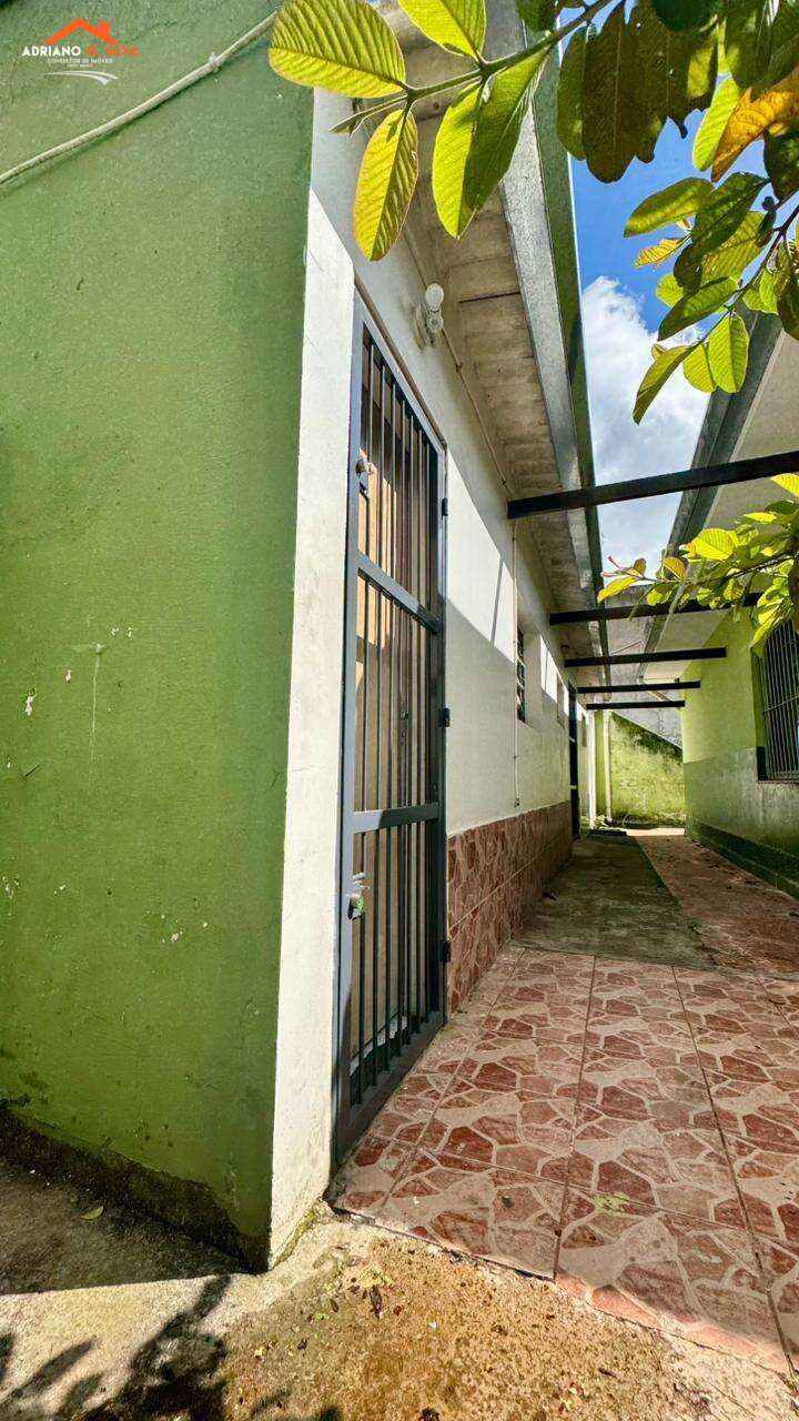 Casa em Embu das Artes, Centro, 528,00m² - ADRIANO CONSULTOR DE IMÓVEIS