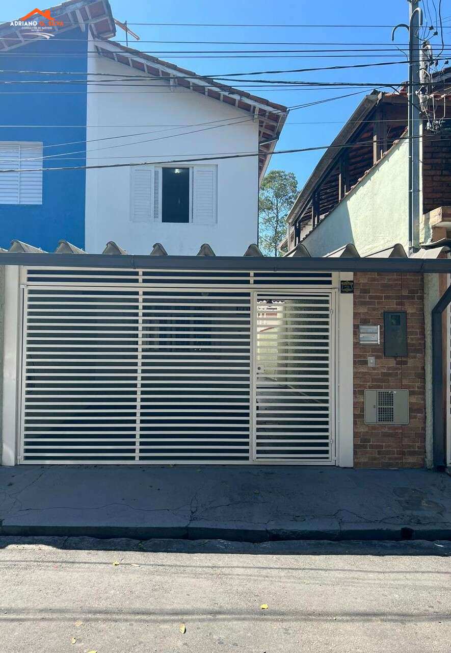 Casa geminada à venda em Embu das Artes, Maria Auxiliadora, com 3 quartos, 130,45m² - ADRIANO CONSULTOR DE IMÓVEIS
