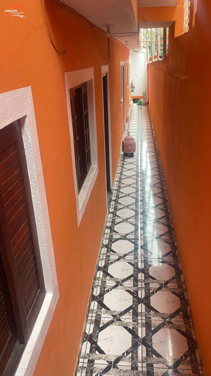 Casa para Venda em Embu das Artes / SP no bairro JARDIM SILVIA - ADRIANO CONSULTOR DE IMÓVEIS