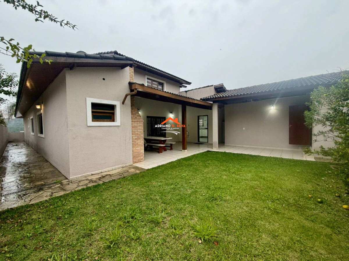 Casa térrea - ADRIANO CONSULTOR DE IMÓVEIS