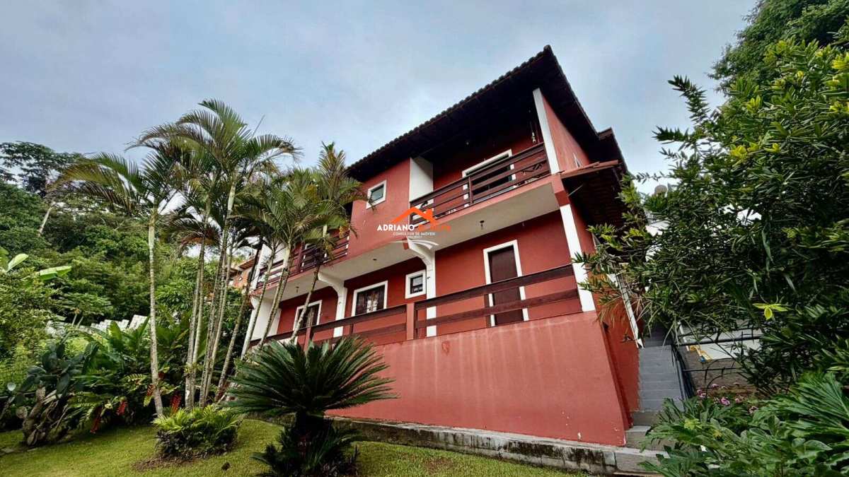 Chácara à venda em Embu das Artes, Chácaras Lidia, com 4 quartos, 247,00m² - ADRIANO CONSULTOR DE IMÓVEIS