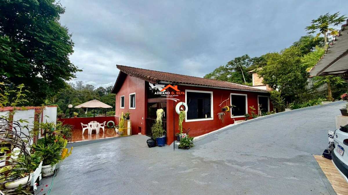 Chácara à venda em Embu das Artes, Chácaras Lidia, com 4 quartos, 247,00m²