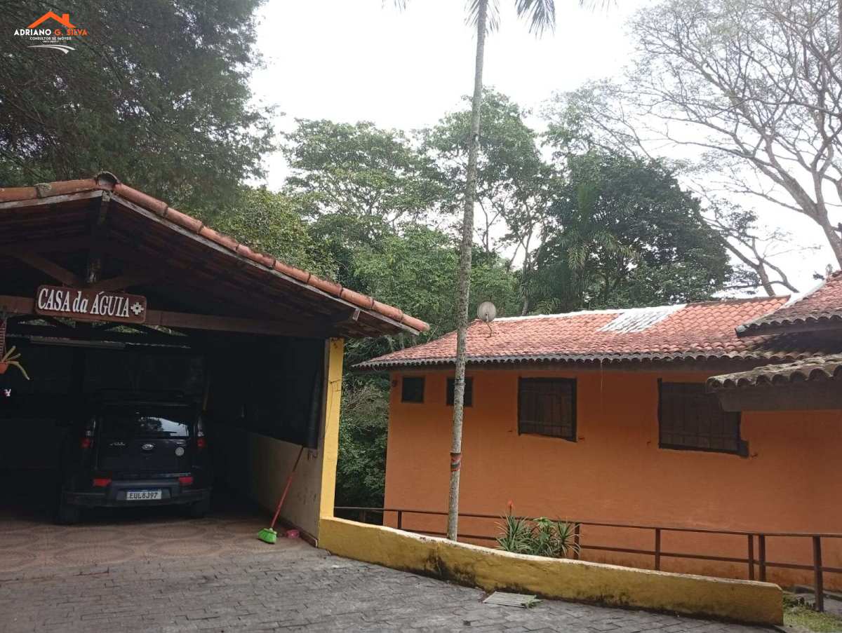 Chácara à venda em Embu das Artes, Jardim Novo Embu, com 5 quartos, 5.000,00m² - ADRIANO CONSULTOR DE IMÓVEIS
