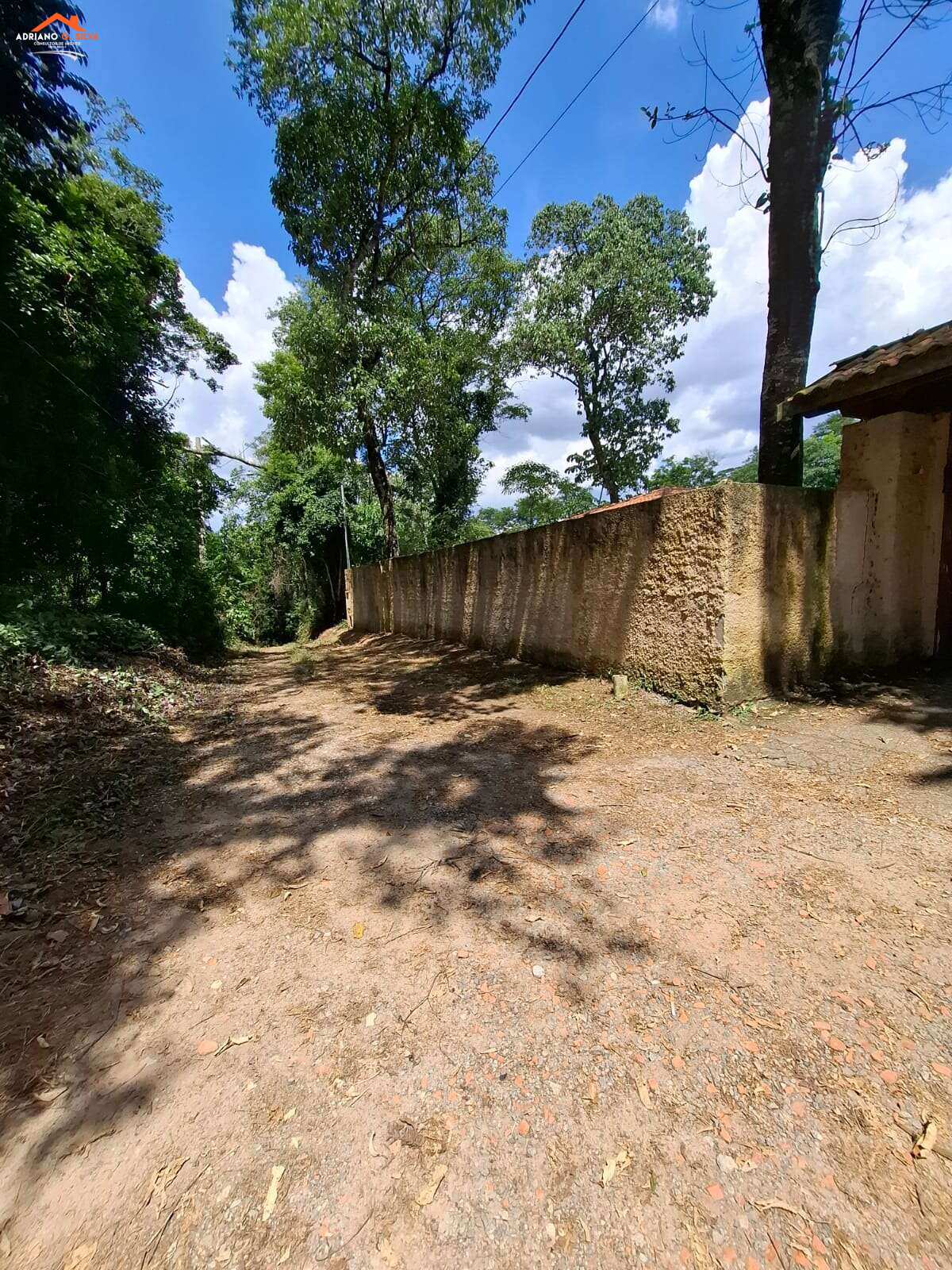 Chácara à venda em Embu das Artes, Parque dos Caetes, com 3 quartos, 1.500,00m² - ADRIANO CONSULTOR DE IMÓVEIS