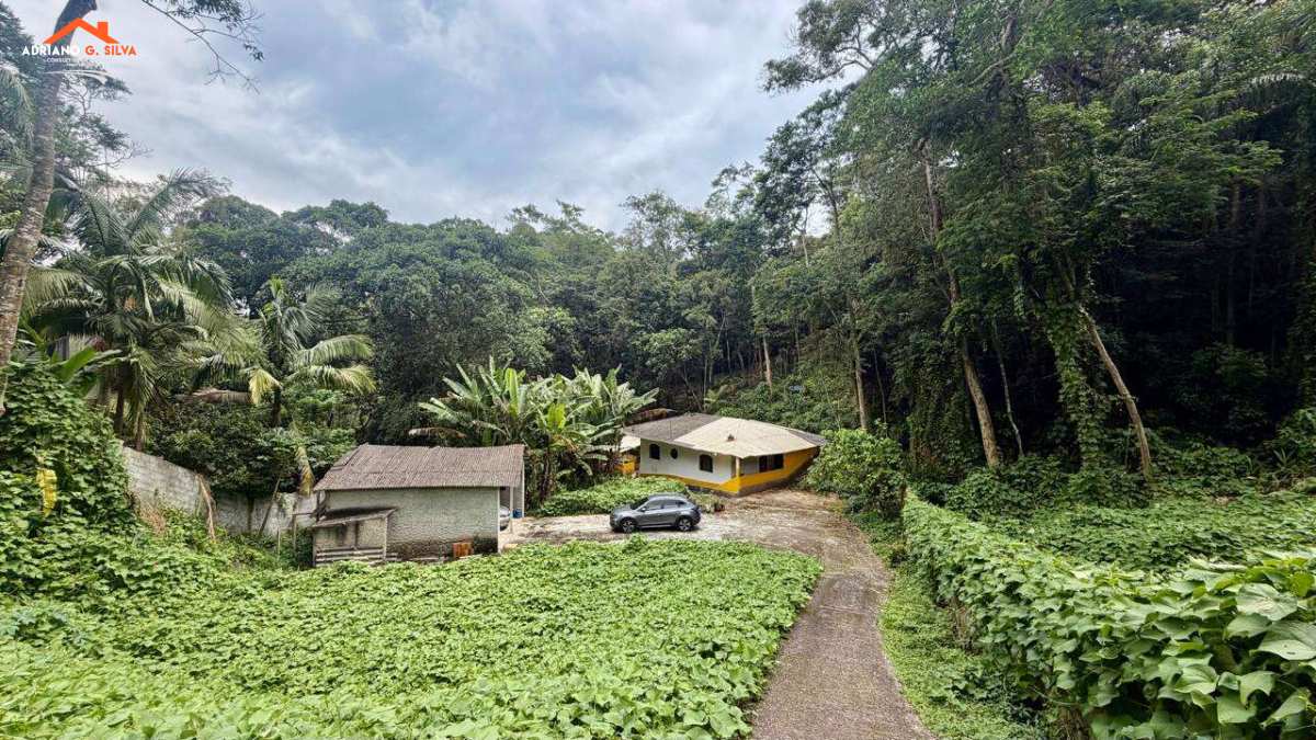 Chácara à venda em Itapecerica da Serra, Jd Santa Isabel, com 2 quartos, 144,61m² - ADRIANO CONSULTOR DE IMÓVEIS