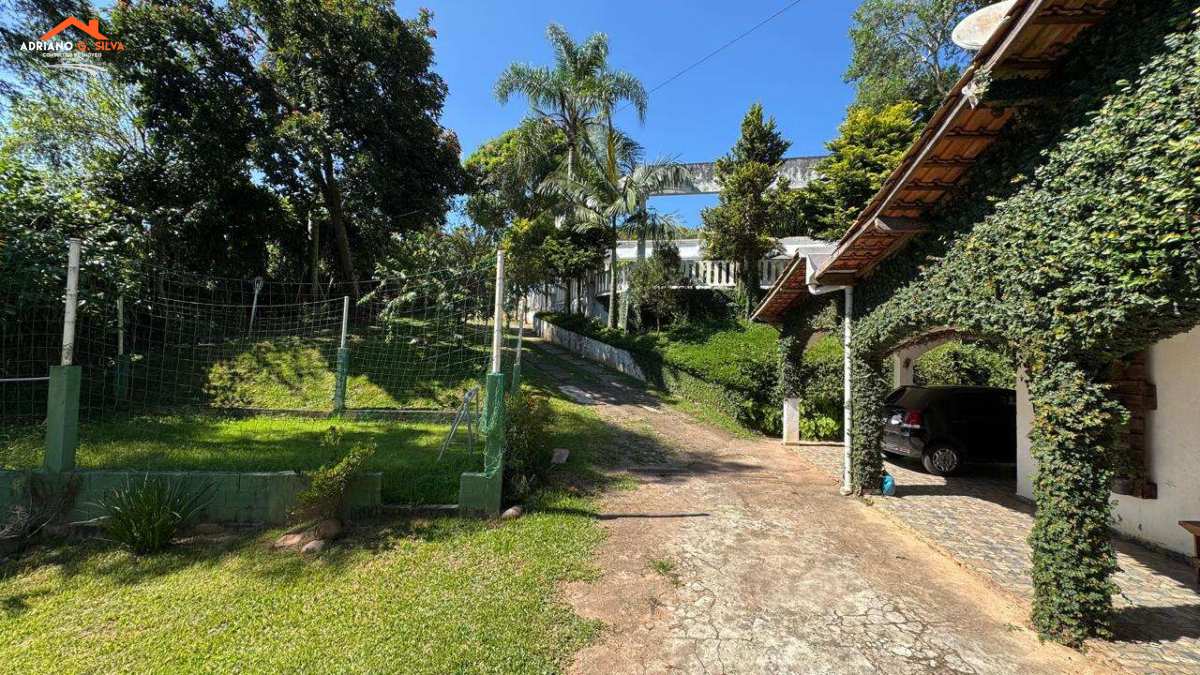 Chácara à venda em Itapecerica da Serra, Potuverá, com 3 quartos, 354,46m² - ADRIANO CONSULTOR DE IMÓVEIS