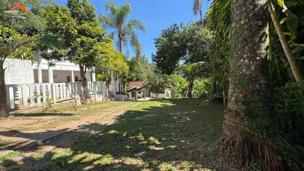 Chácara à venda em Itapecerica da Serra, Potuverá, com 3 quartos, 354,46m² - ADRIANO CONSULTOR DE IMÓVEIS