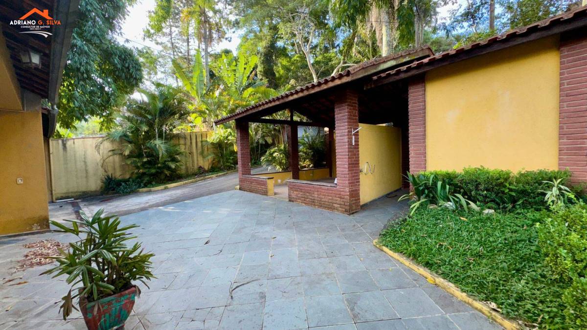 Chácara à venda, 200,00m² - ADRIANO CONSULTOR DE IMÓVEIS