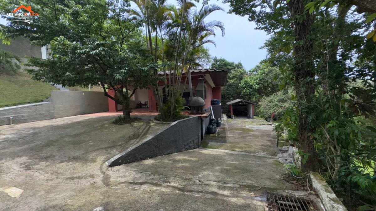 Chácara à venda em Embu das Artes, Chácaras Lidia, com 3 quartos, 2.967,00m² - ADRIANO CONSULTOR DE IMÓVEIS