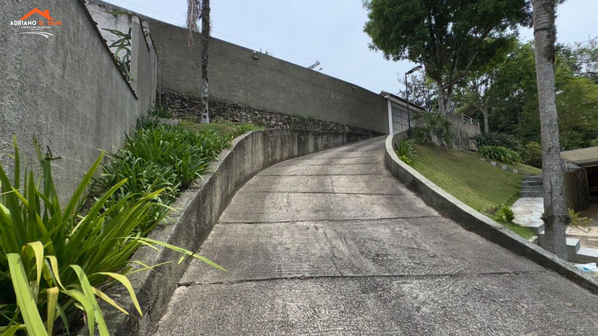 Chácara à venda em Embu das Artes, Chácaras Lidia, com 3 quartos, 2.967,00m² - ADRIANO CONSULTOR DE IMÓVEIS