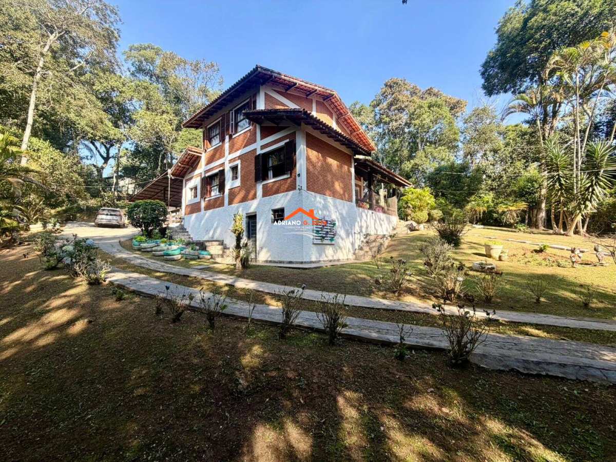 Chácara à venda em Embu das Artes, Chácaras Lidia, com 5 quartos, 5.019,00m² - ADRIANO CONSULTOR DE IMÓVEIS