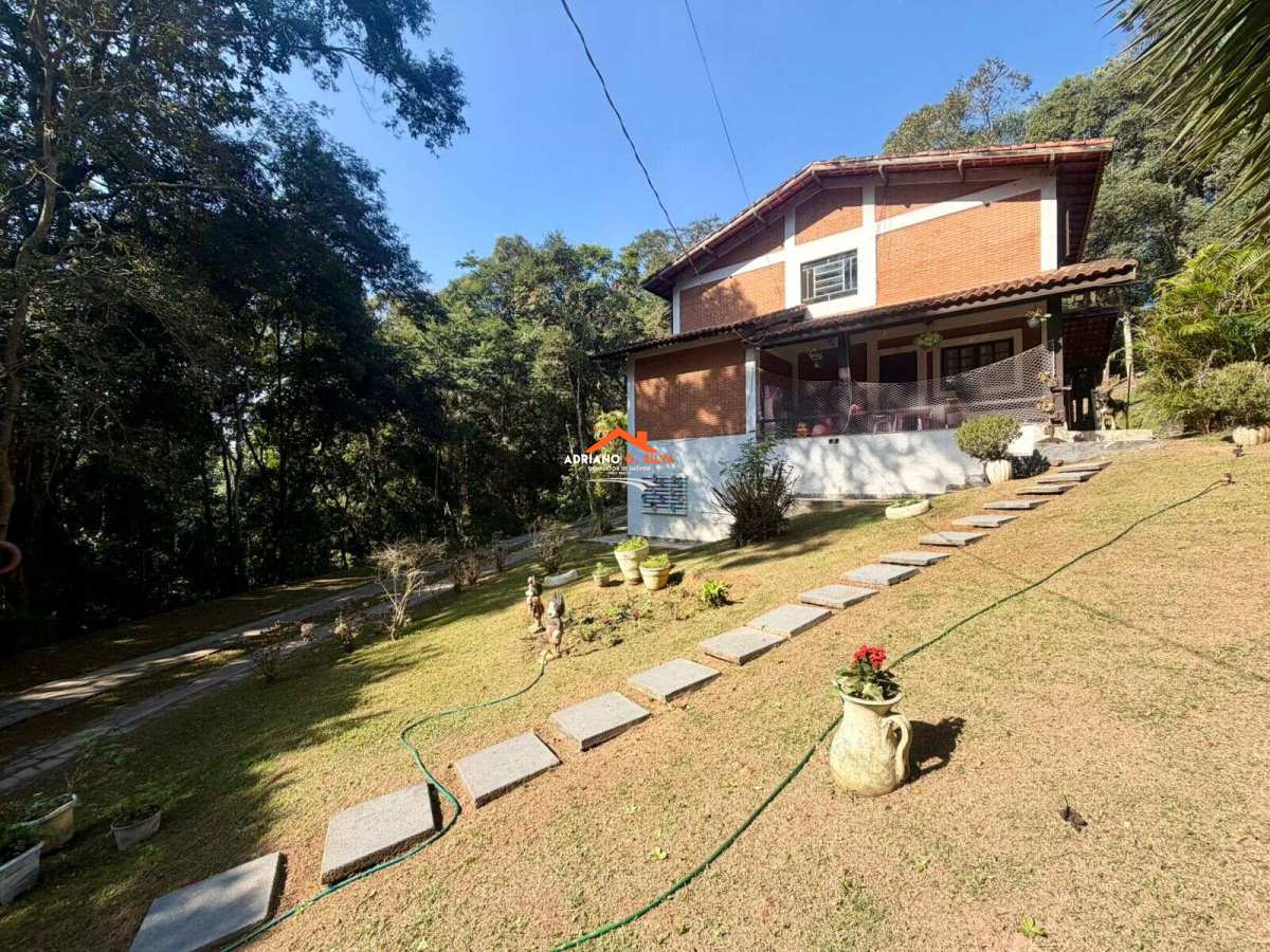 Chácara à venda em Embu das Artes, Chácaras Lidia, com 5 quartos, 5.019,00m² - ADRIANO CONSULTOR DE IMÓVEIS