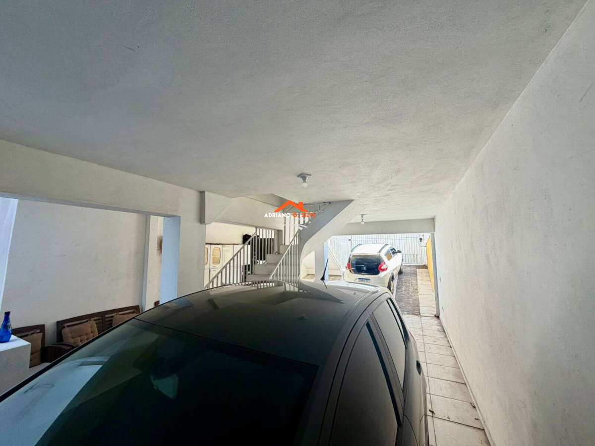 Localizado em rua sem saída. - ADRIANO CONSULTOR DE IMÓVEIS